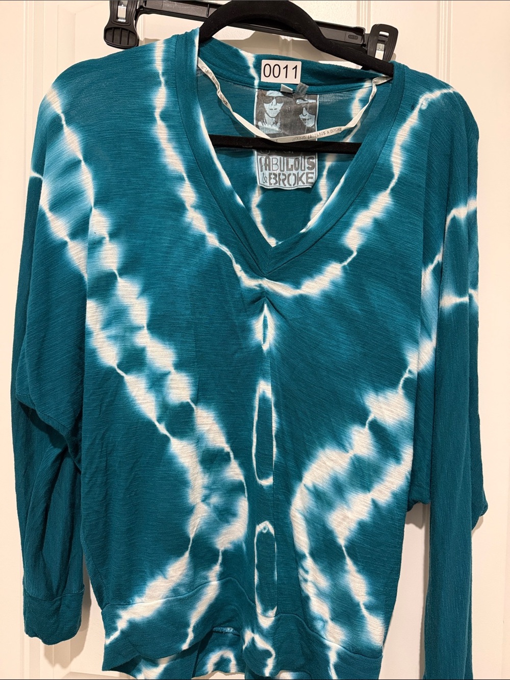 Young Fabulous & Broke Teal and White Tie-Dye V-Neck Long Sleeve Top